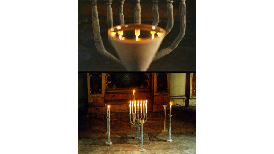 Synagoga 1994, broušený čedič a sklo, malba
